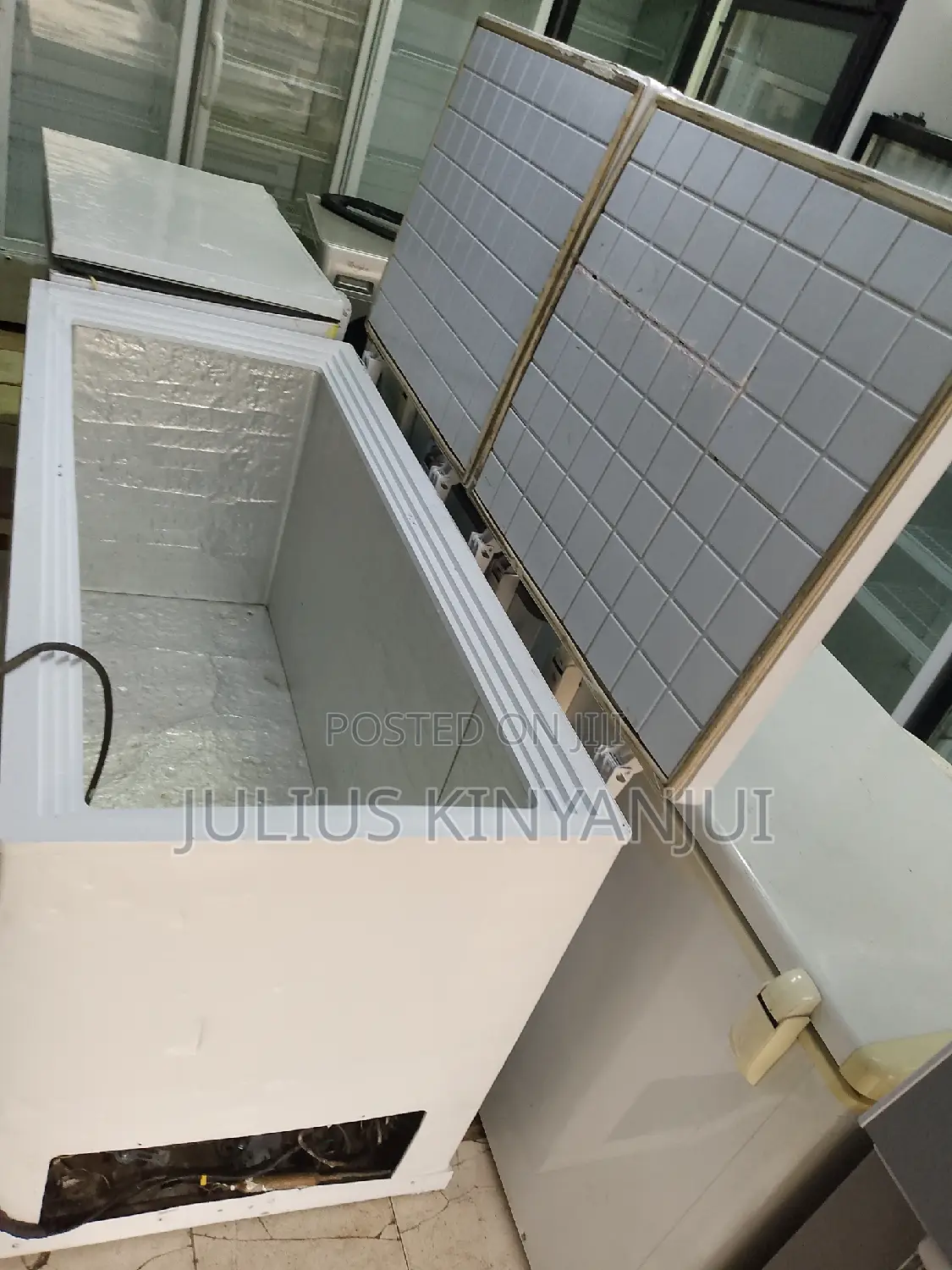 Double Door Deep Freezer