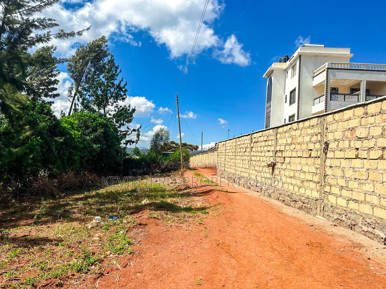 Plots for Sale in Karai, Ondiri.