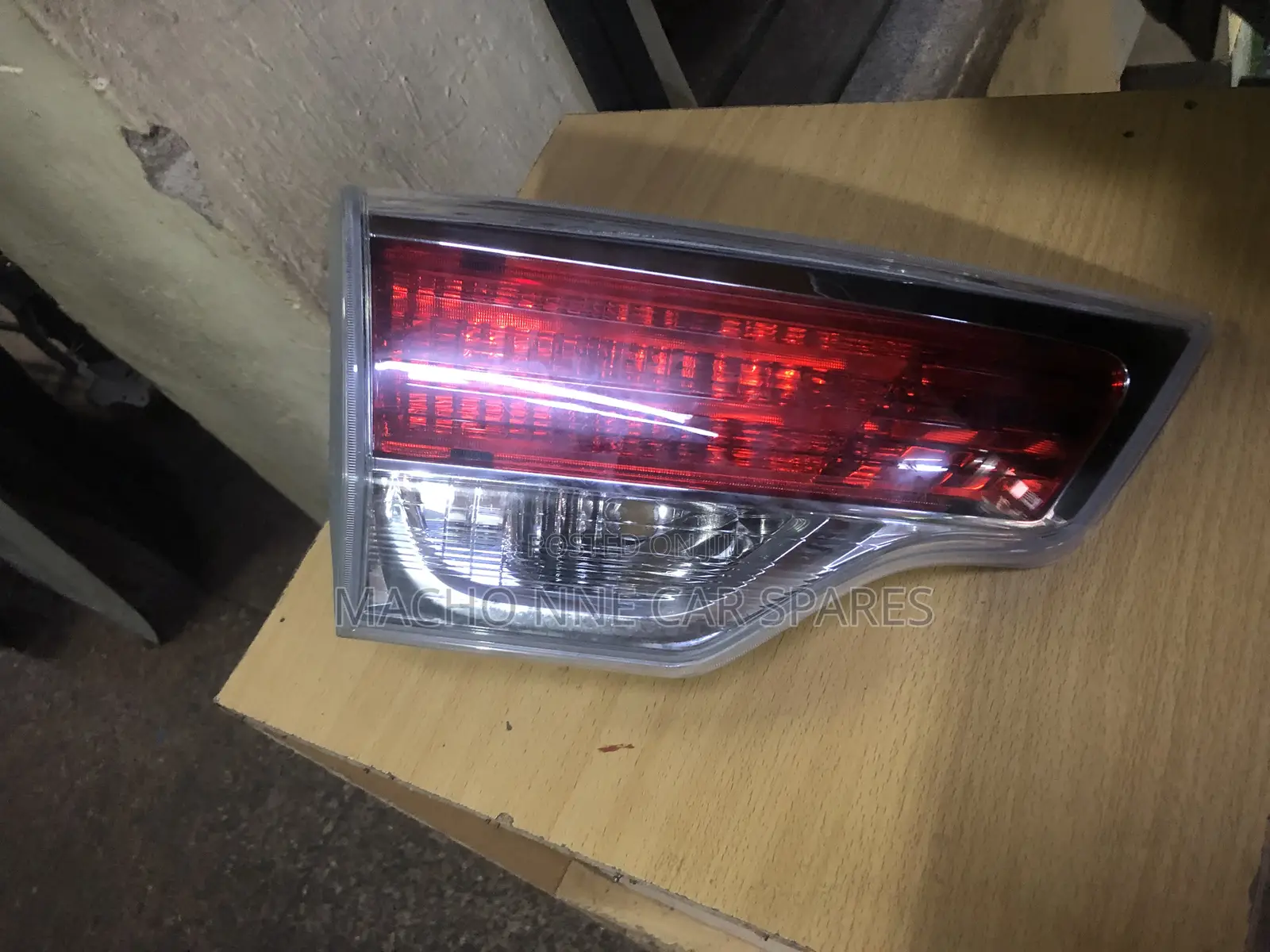 Toyota Kluger/Highlander 2018 Bootlight