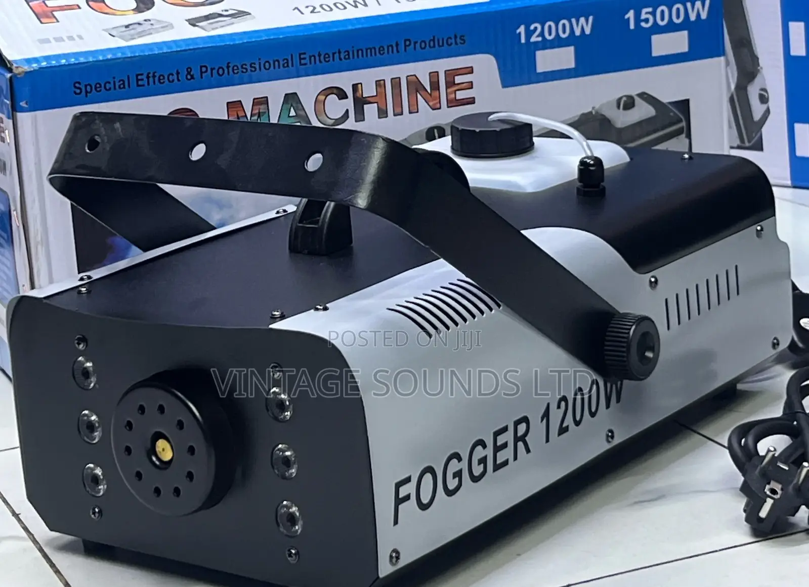 SMOKE / Fog Machine 1500 Watts LED Multicolored