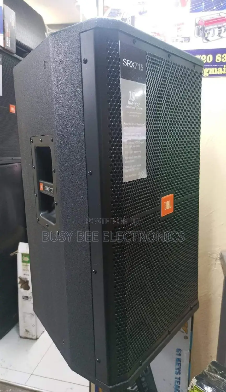 15" SRX 715 Midrange Speakers