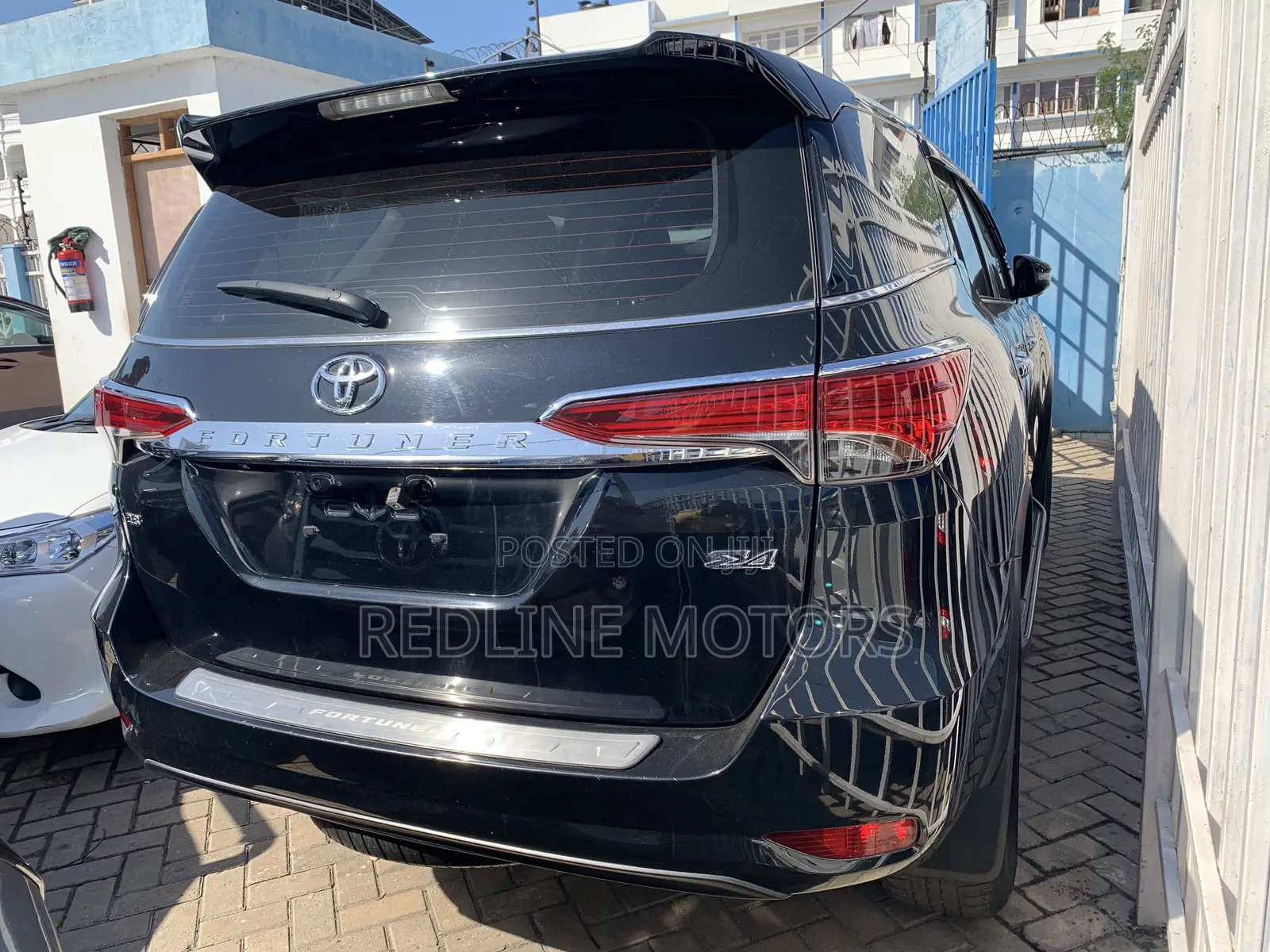 Toyota Fortuner 2.8 D RWD 2020 Black