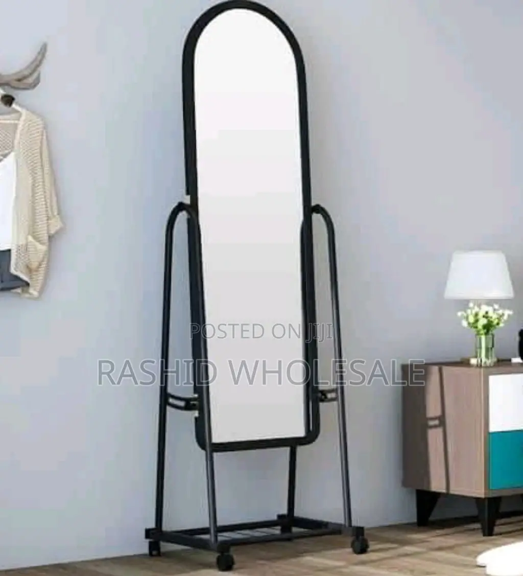 Mirror With Wheels