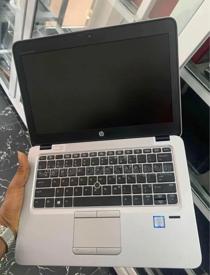 Laptop HP EliteBook 820 G3 8GB Intel Core I5 SSD 256GB