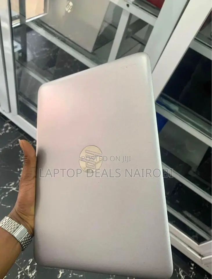 Laptop HP EliteBook 820 G3 8GB Intel Core I5 SSD 256GB