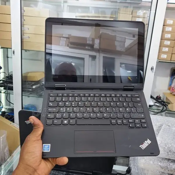 Laptop Lenovo Yoga 11e 8GB Intel Core I3 SSD 256GB