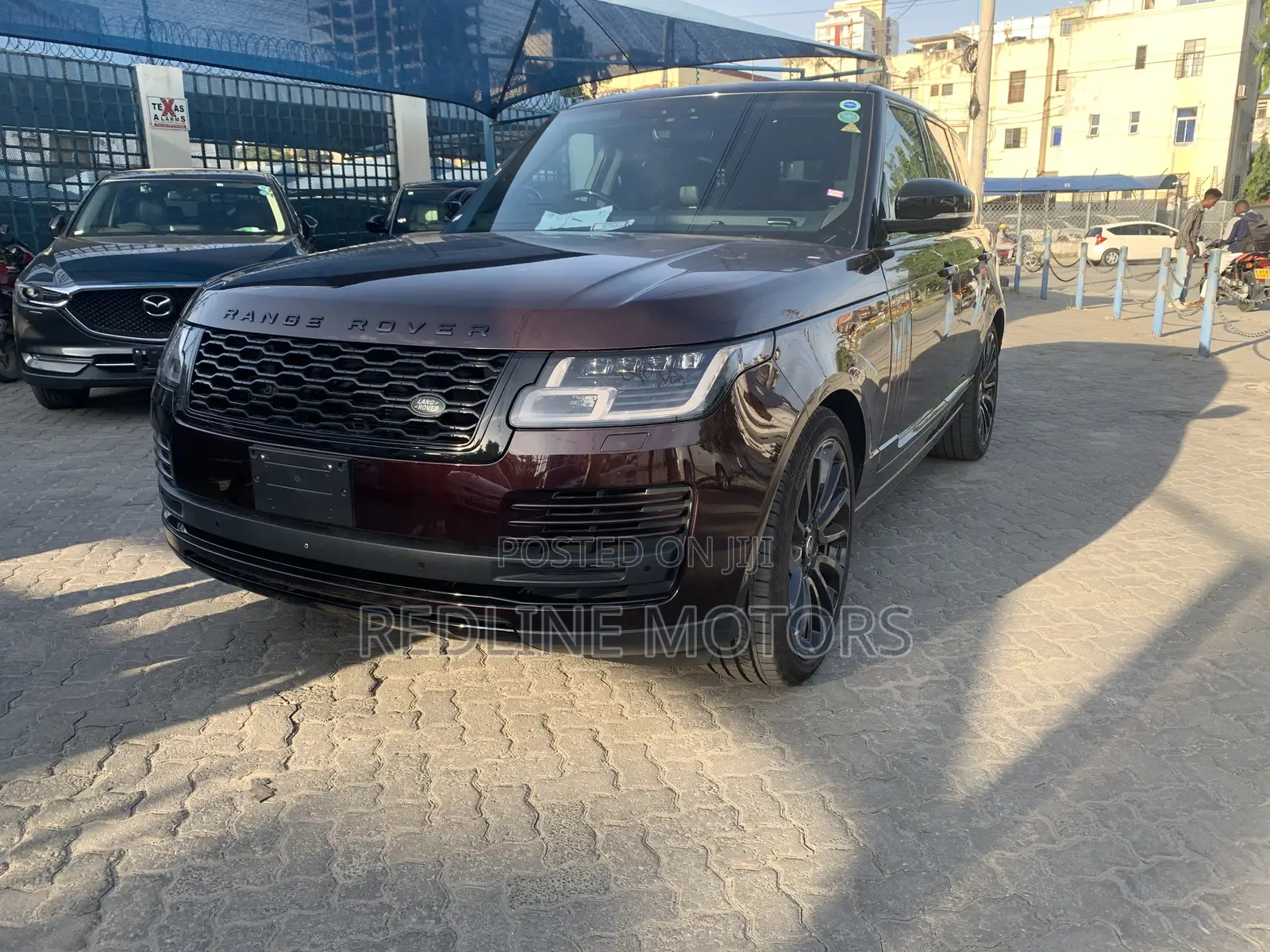 Land Rover Range Rover Vogue 2019 Purple