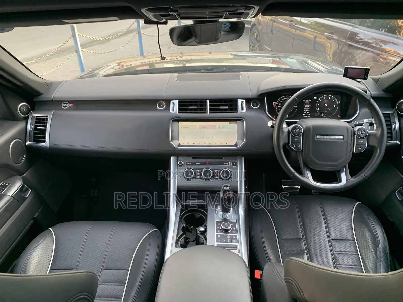 Land Rover Range Rover Sport SVR 4x4 (5.0L 8cyl 8A) 2017 Black
