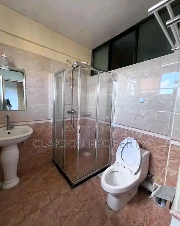 3bdrm Apartment in Kilimani Riara Road for rent