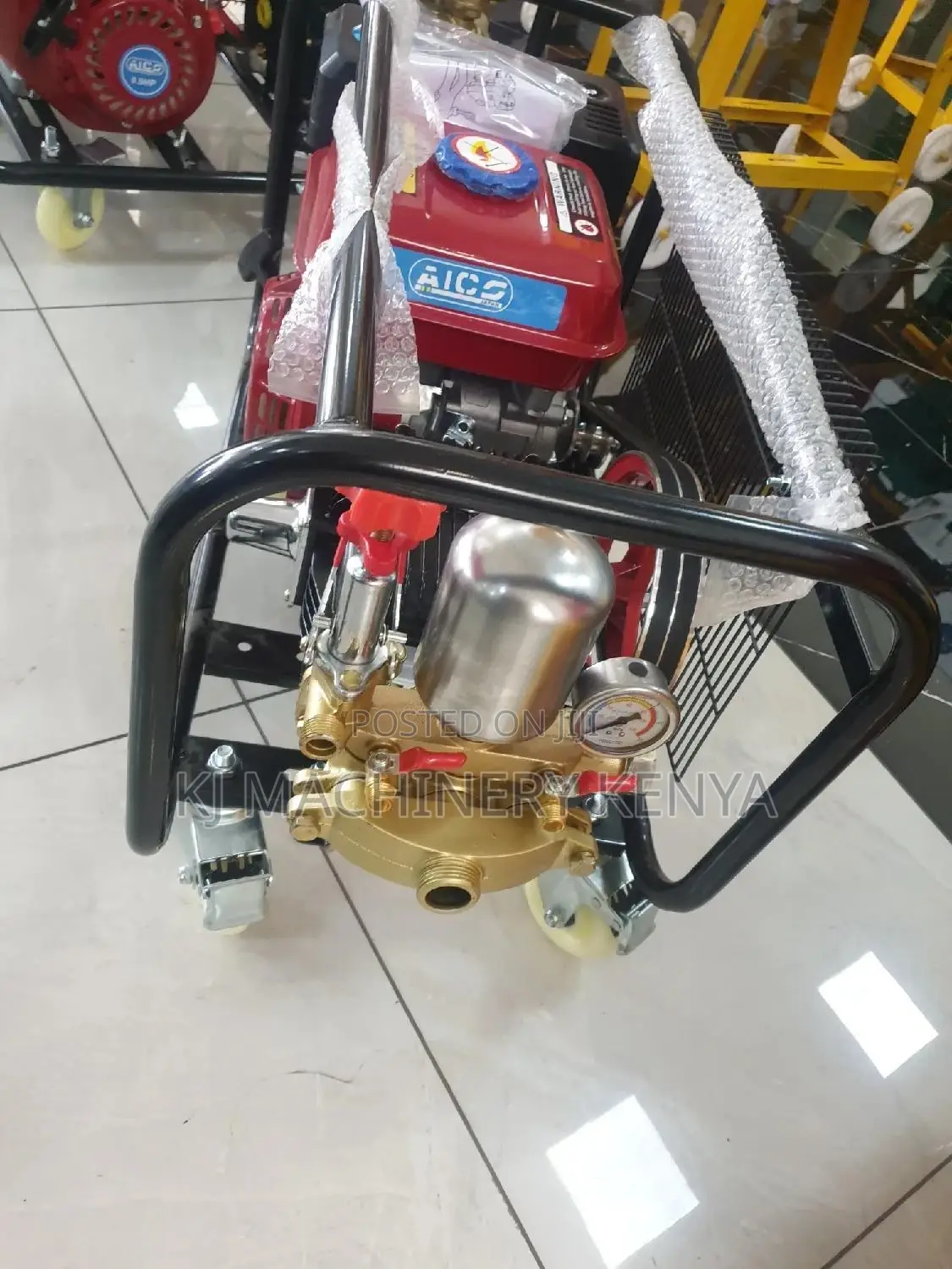Gasoline Trolley Sprayer Aico Brand Engine 8