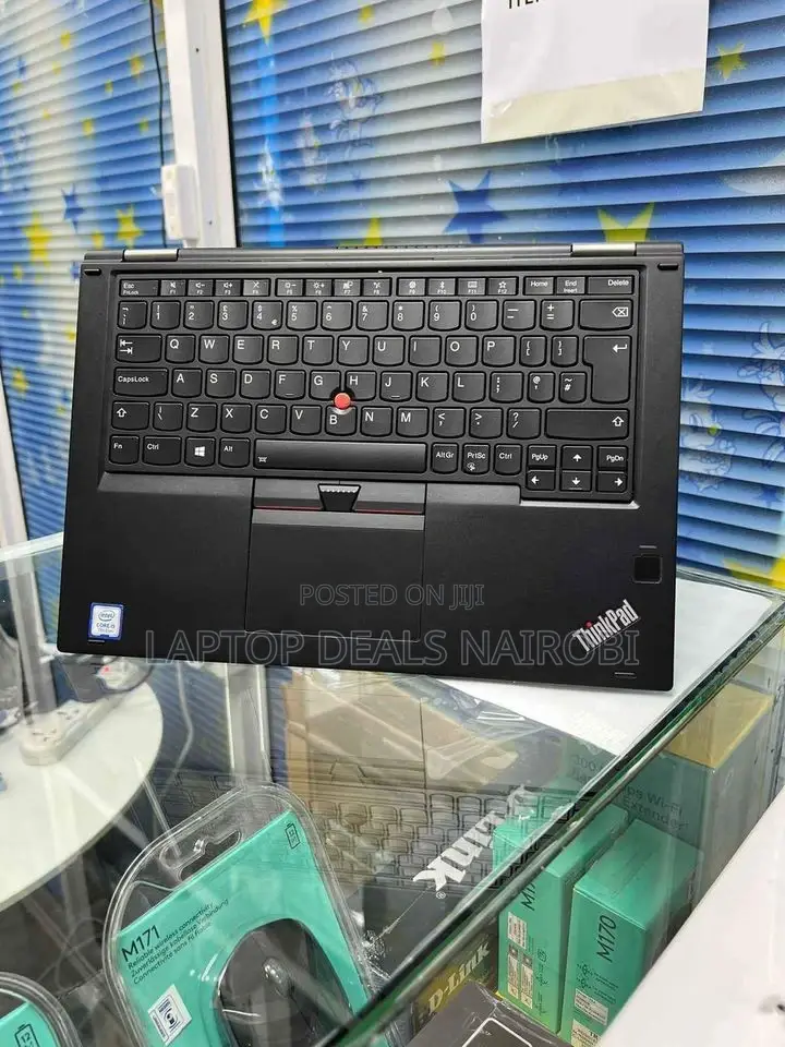 Laptop Lenovo ThinkPad Yoga 370 8GB Intel Core I5 SSD 256GB
