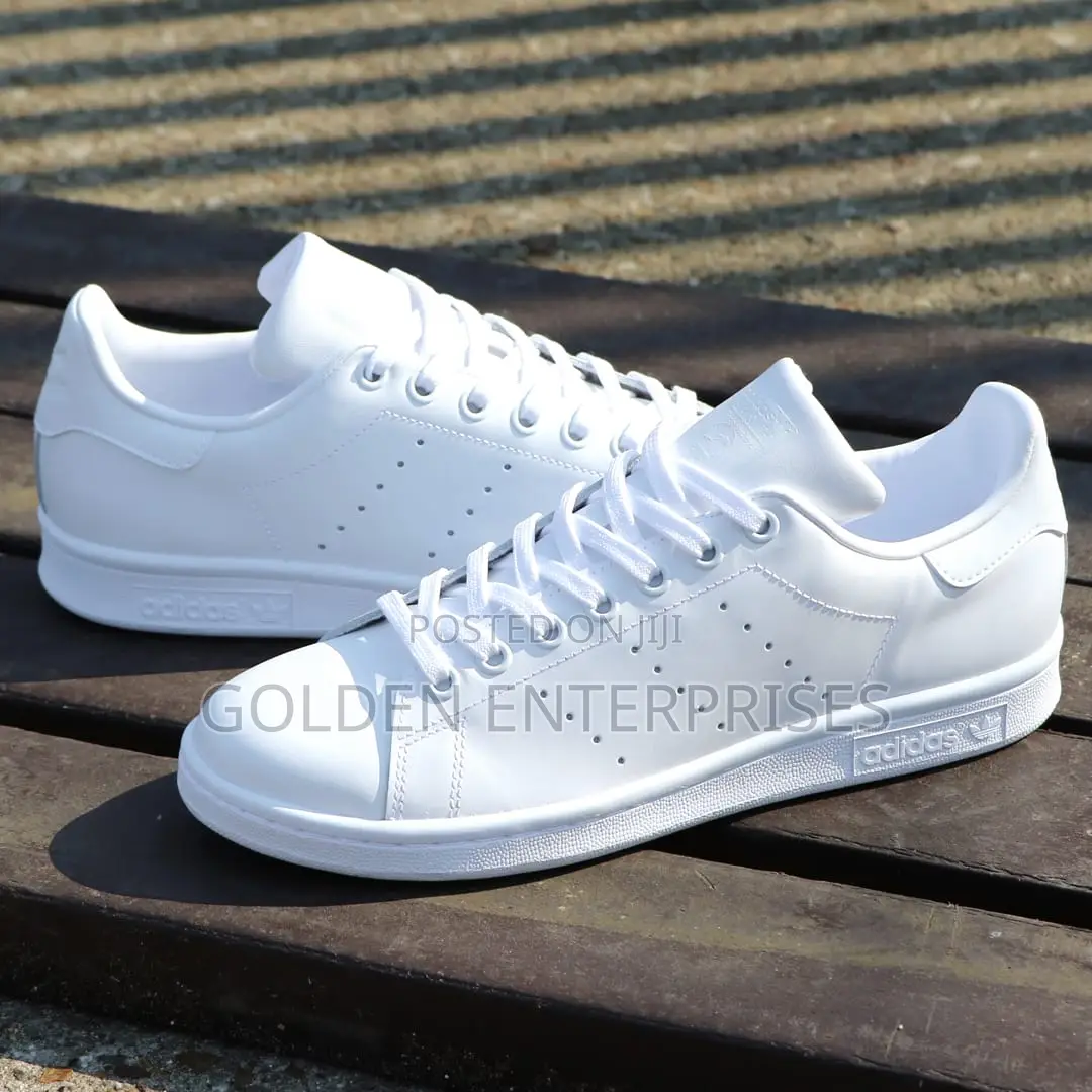 Adidas Stansmith 
Sizes 38_45