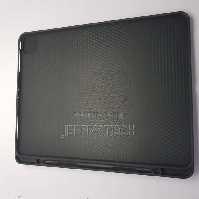 iPad 12.9 Case With a Place for the Stylus-Black