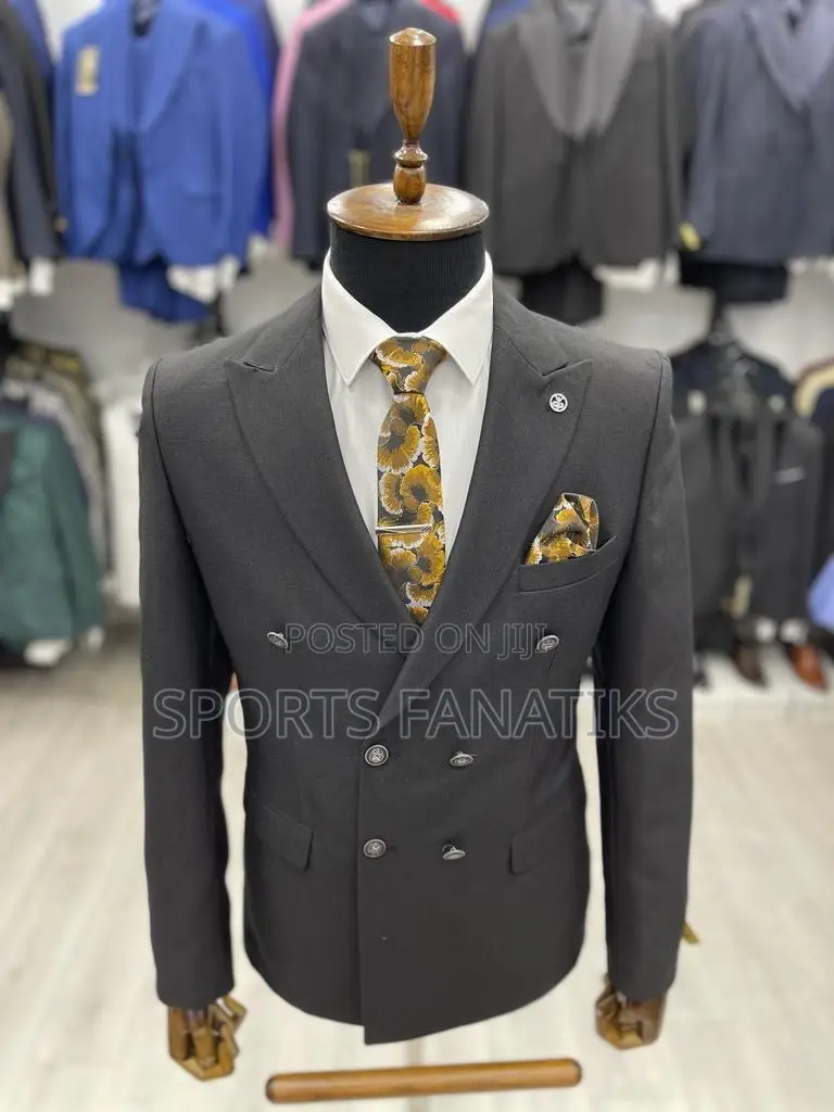 High Quality Blazers Tailored Fit for a Sharp Look