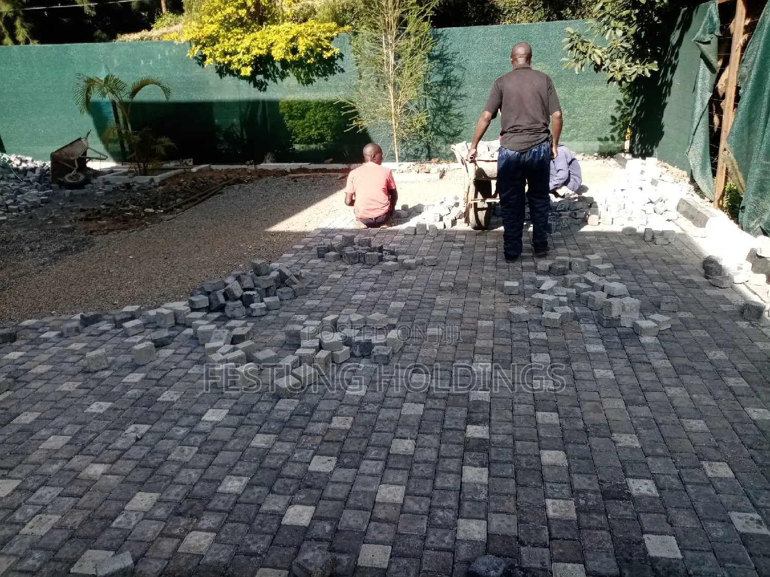 Pavers and Cabros Laying