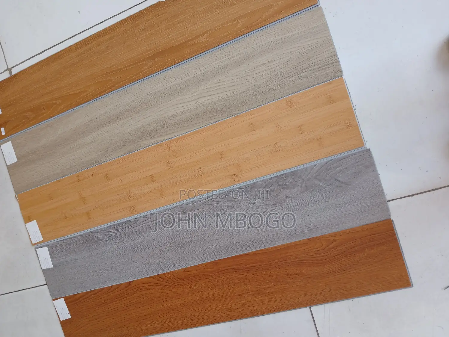 Interlocking SPC Flooring Tiles