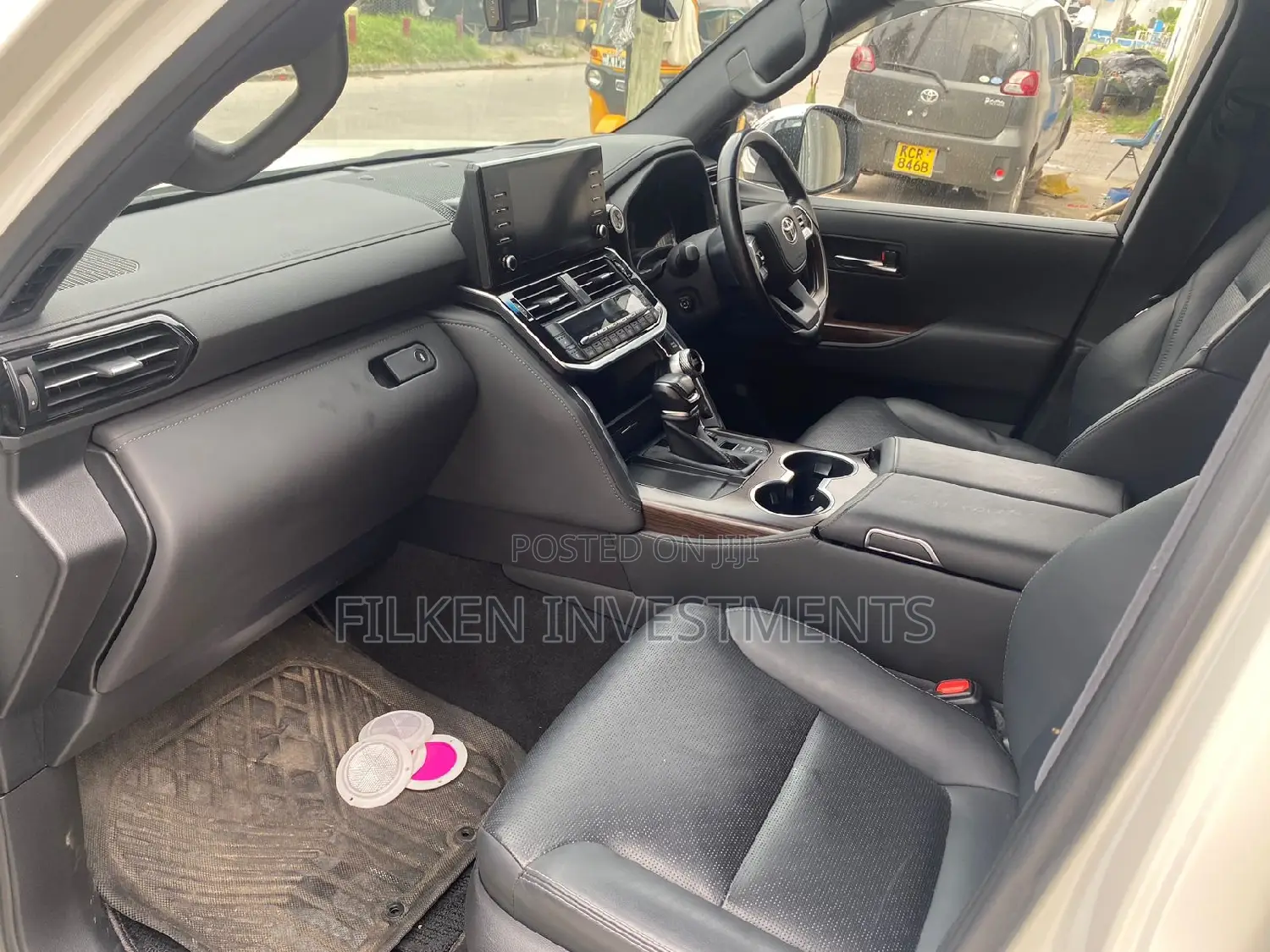 Toyota Land Cruiser 3.3 Diesel 4WD 2022 White