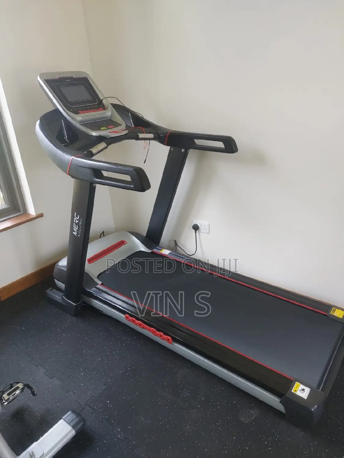 Treadmill}Trèadmill;Treădmill/Treadmìll*Trêadmill"Treãdmill