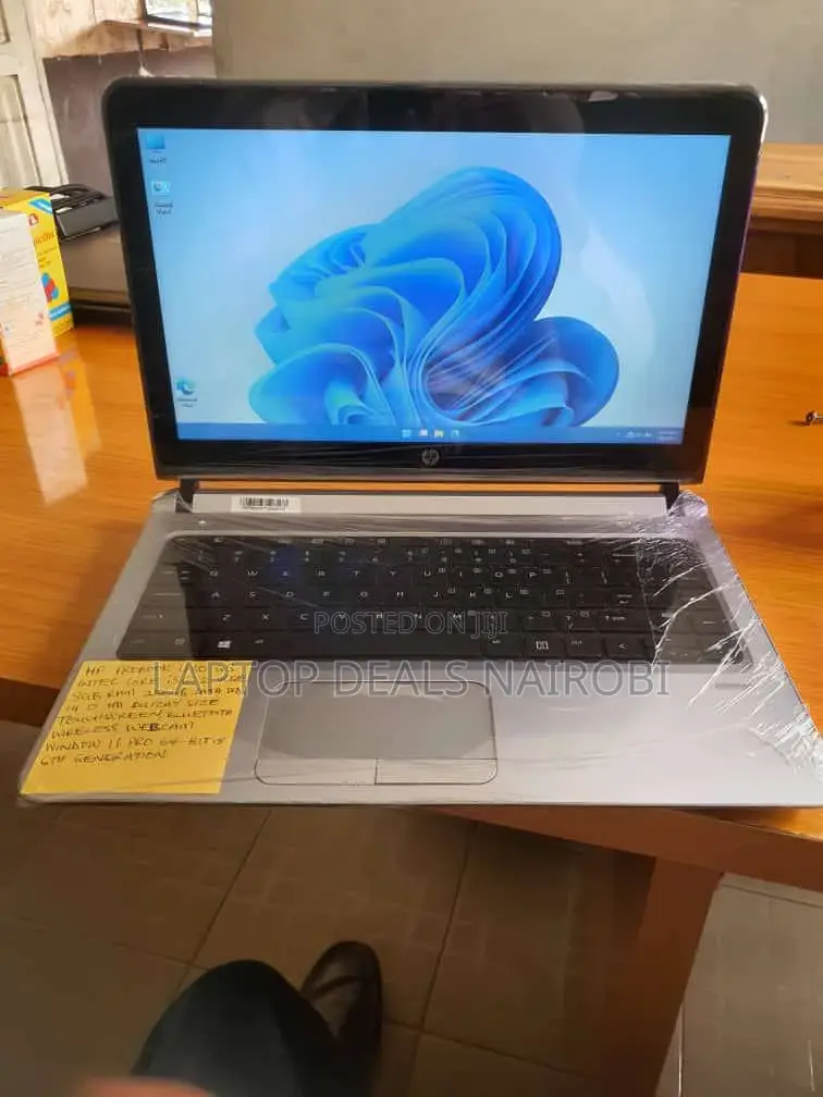 Laptop HP 430 G3 8GB Intel Core I3 HDD+SSD 256GB