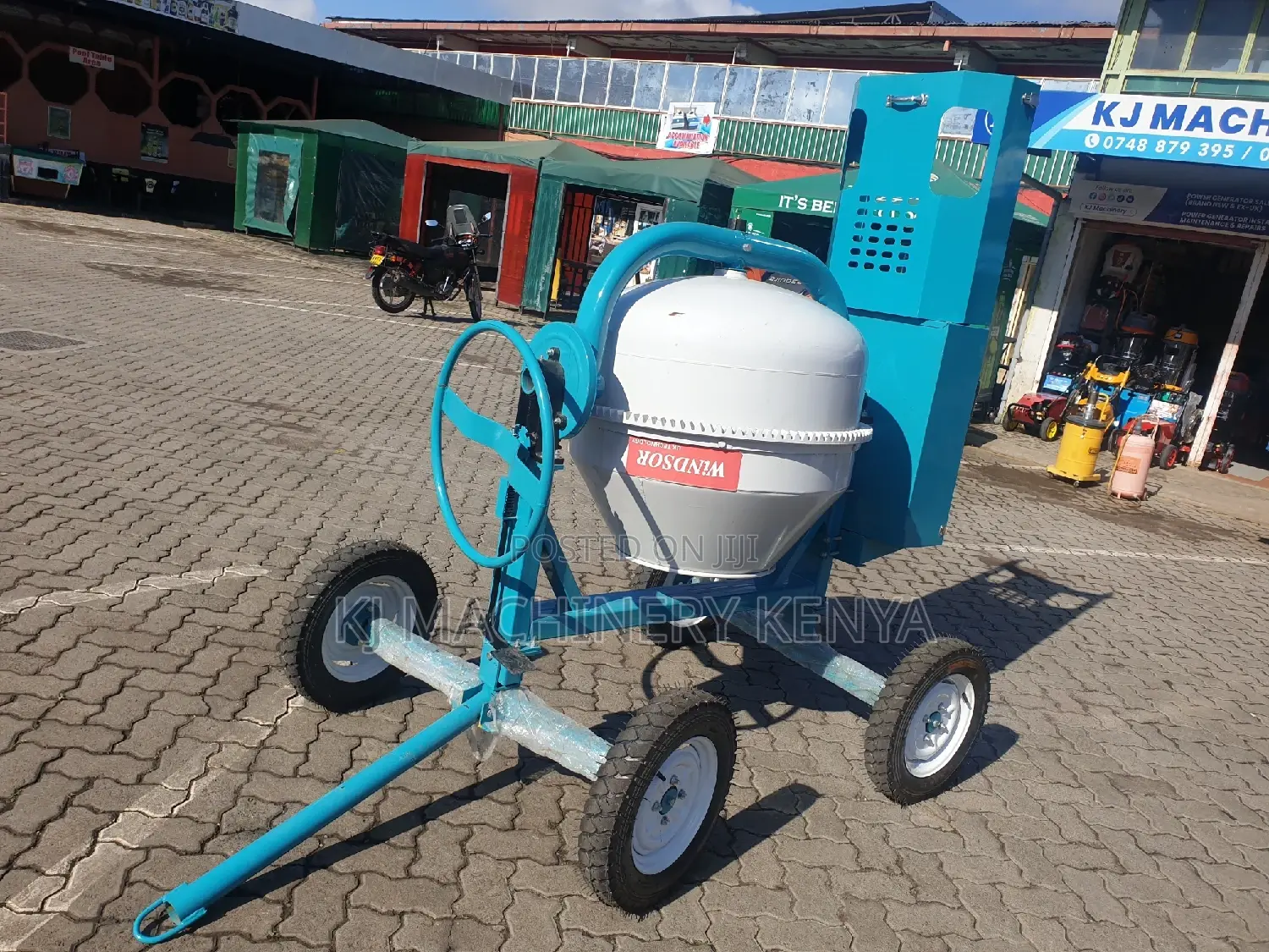 Windsor 400L Concrete Mixer Diesel Powered 7.0 Aircooled .