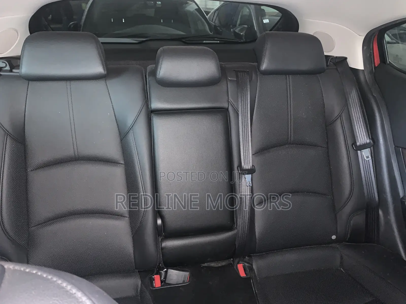 Mazda Axela 2017 Red