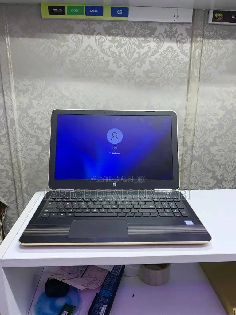 Laptop HP Pavilion 15-Cs3063cl 8GB Intel Core I5 SSD 256GB