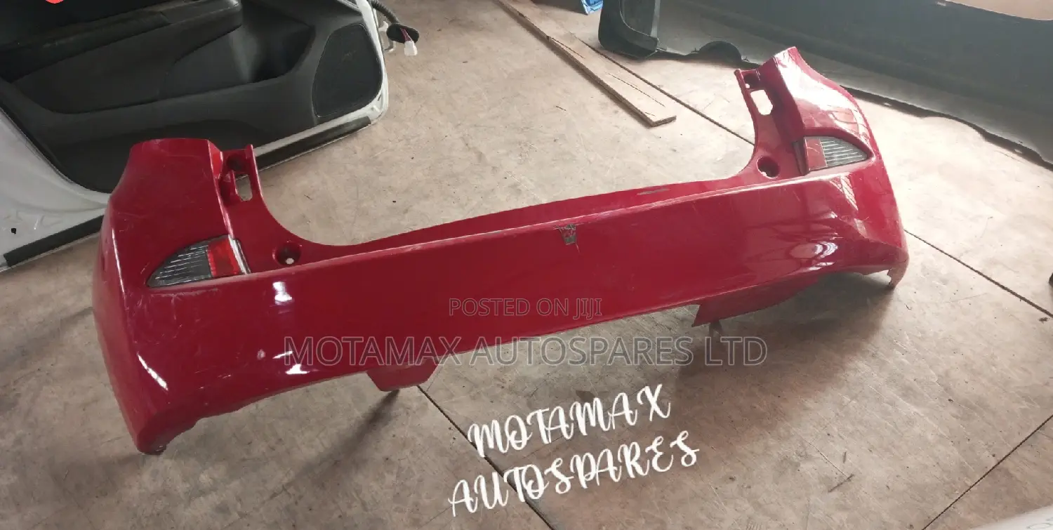 Toyota Ractis / Subaru Trizea Rear Bumper Assy