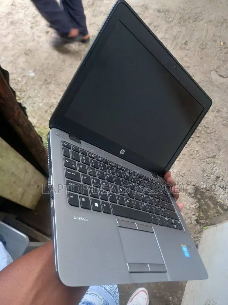 Laptop HP EliteBook 820 G2 8GB Intel Core I5 HDD 500GB