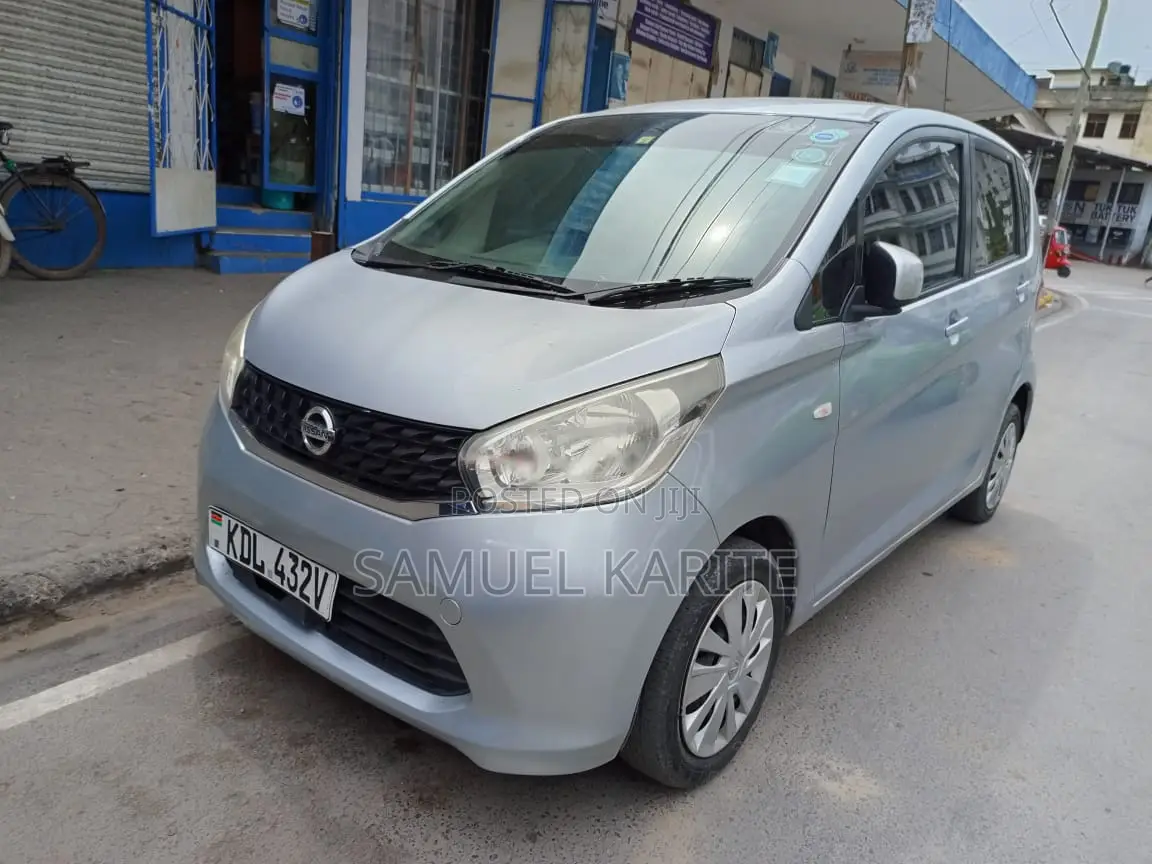 Nissan Dayz 2015 Silver