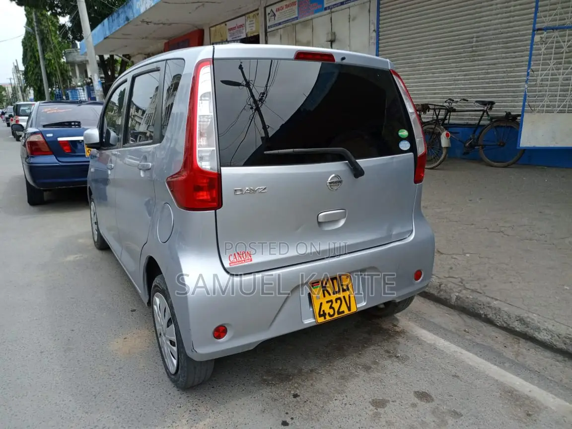 Nissan Dayz 2015 Silver