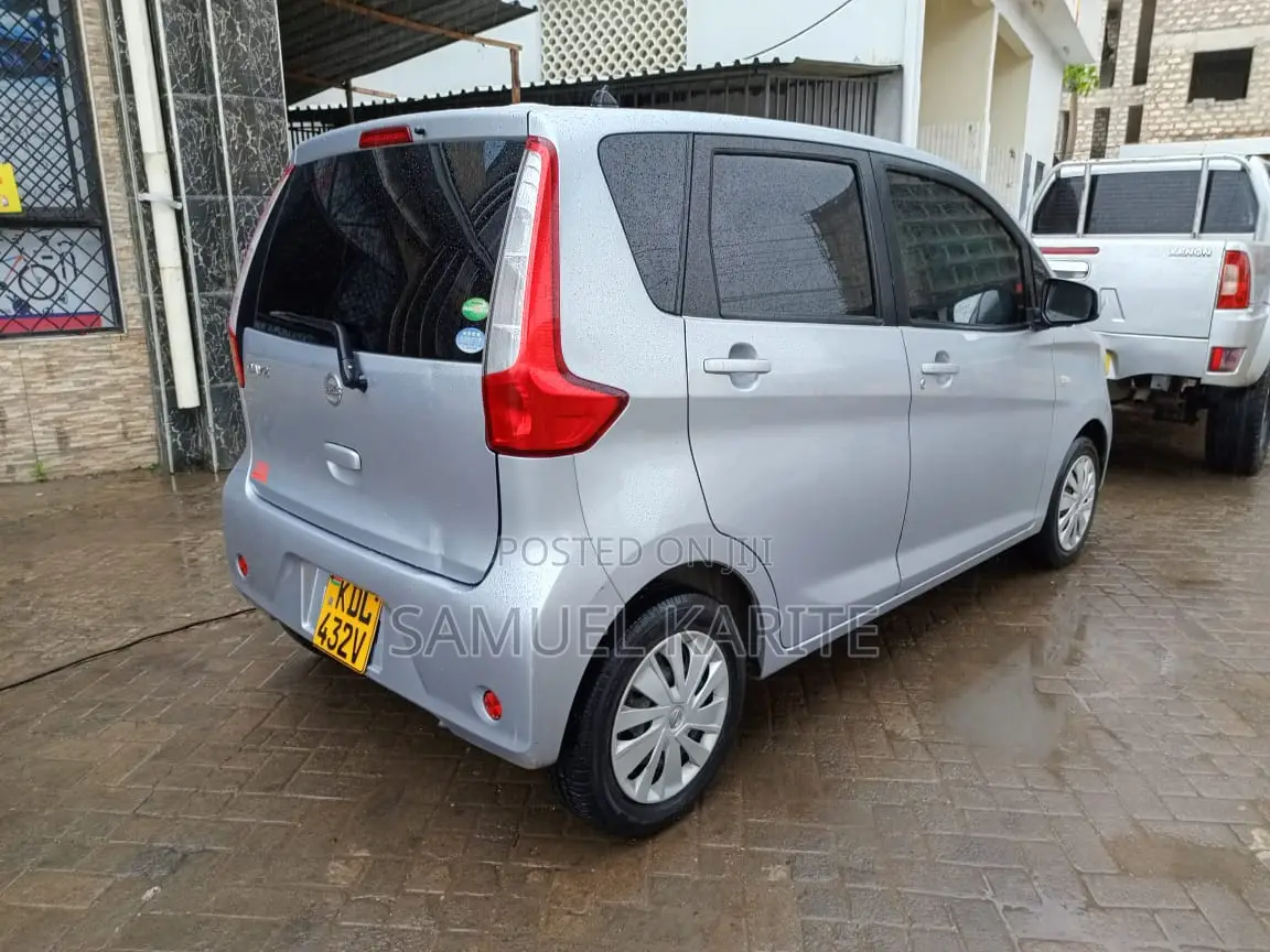 Nissan Dayz 2015 Silver