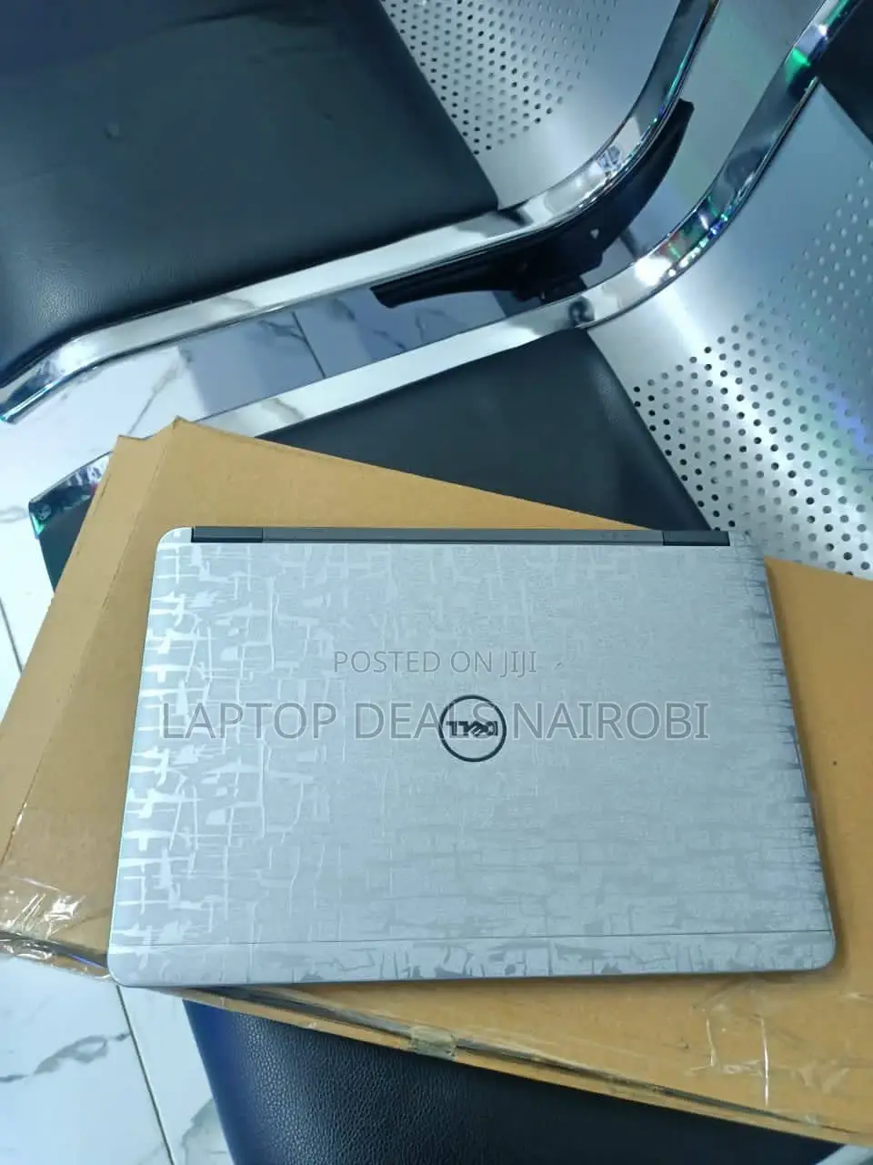 Laptop Dell Inspiron 15 3592 8GB Intel Core I5 SSD 256GB