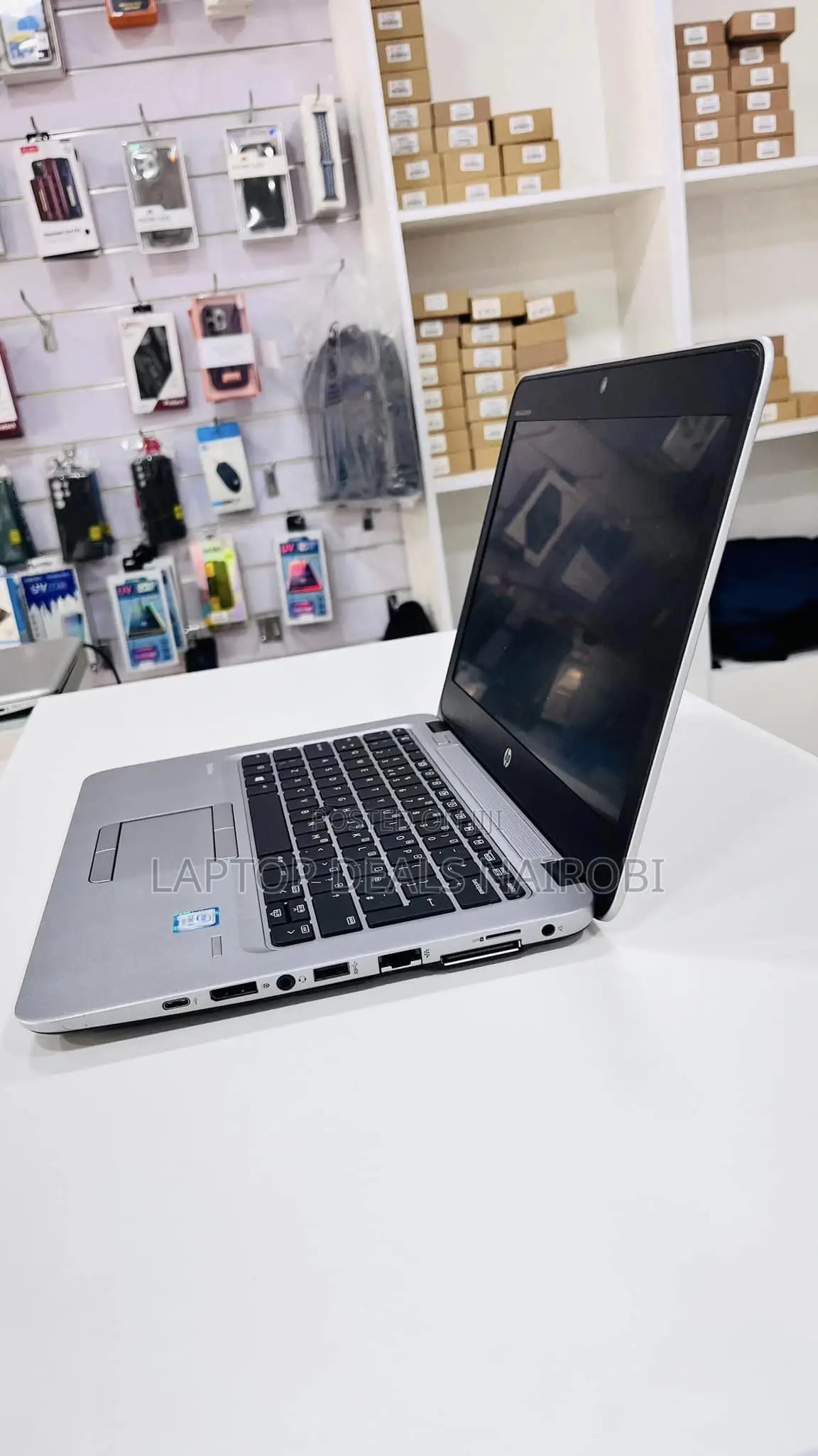 Laptop HP EliteBook 820 G4 8GB Intel Core I5 SSD 256GB