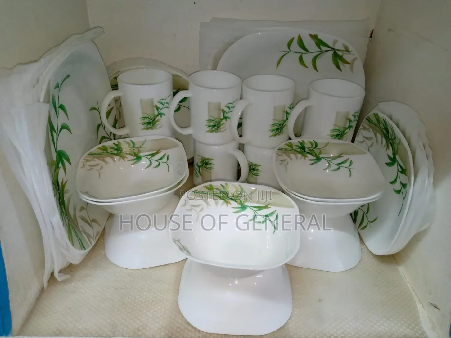 *32pcs Florea Arc Opal Glassware Dinner Set