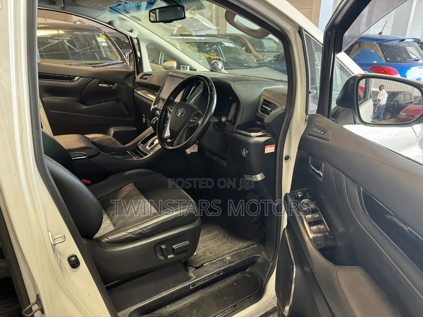 Toyota Vellfire 2018 White