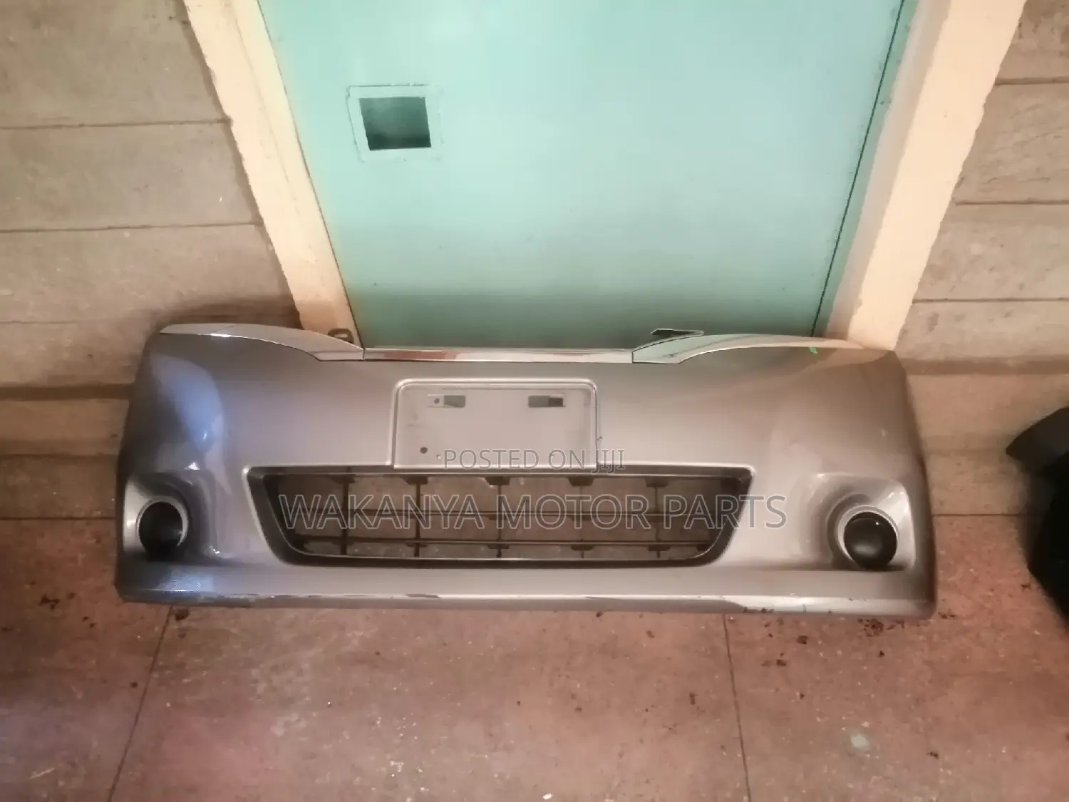 Nissan Serena FC26 Front Bumper With Fog Covers, Ex Japan