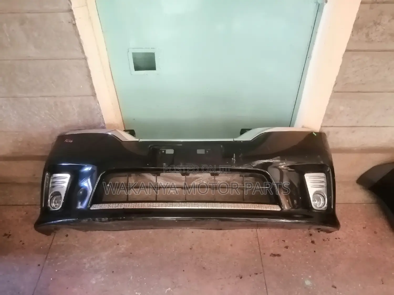 Nissan Serena FC26 Front Bumper With Fog Lamps, Ex Japan