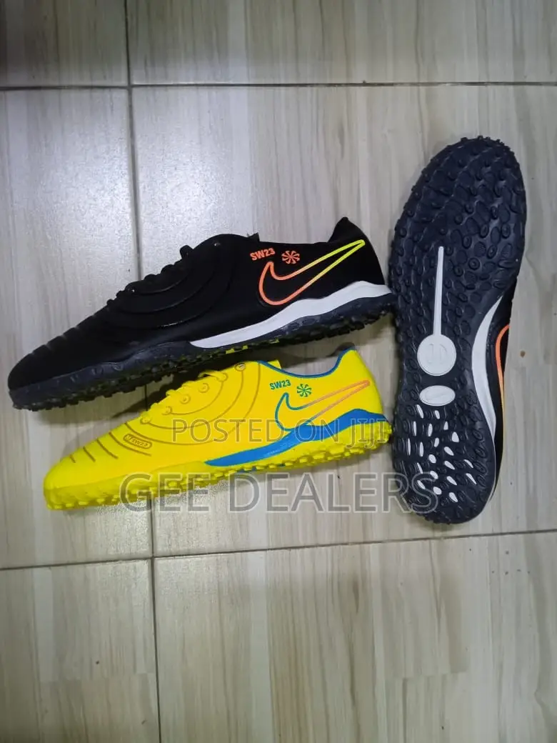 Soccer Trainer Shoes >Football Trainer Shoes