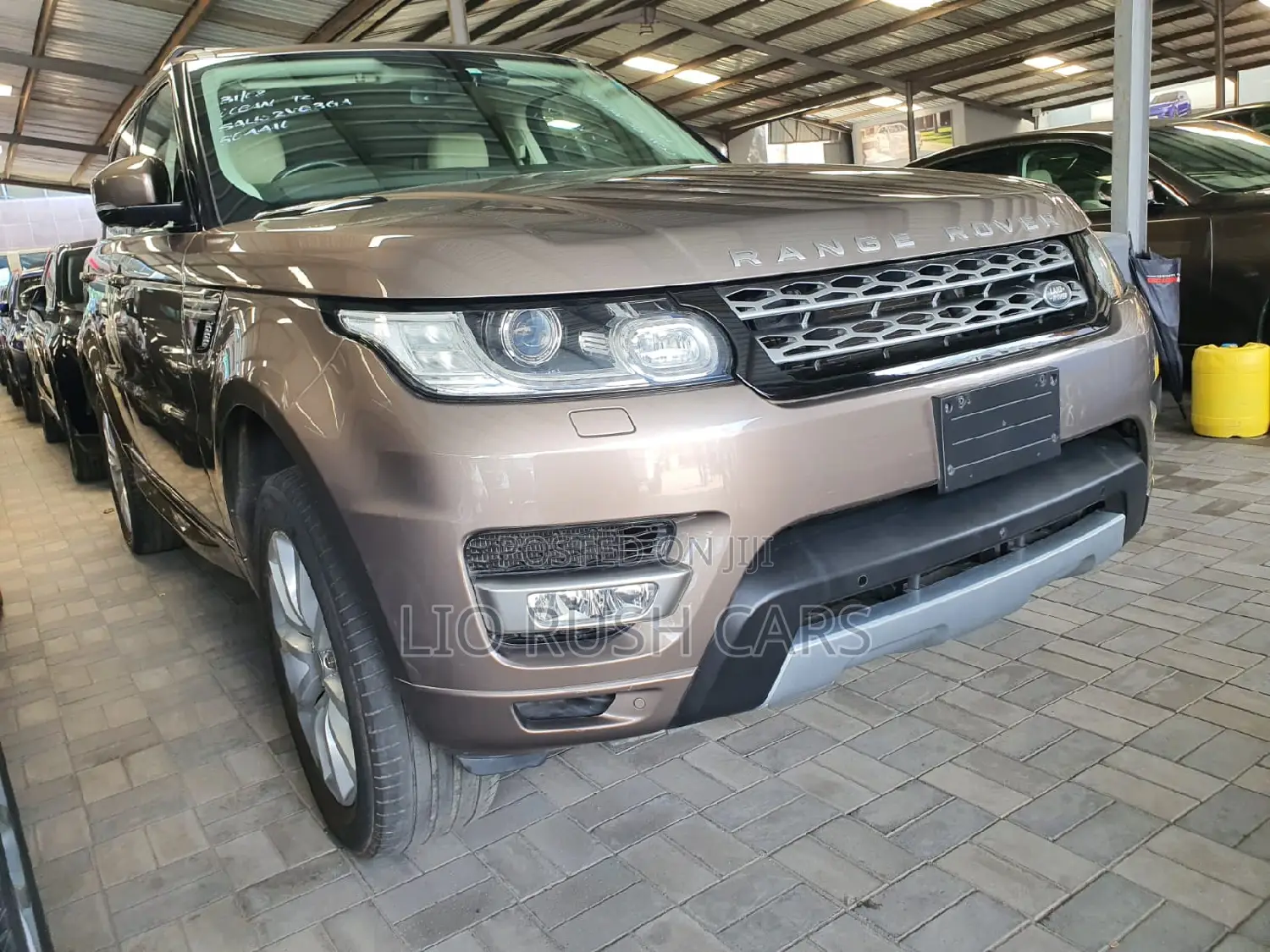 Land Rover Range Rover Sport 2018 Gold