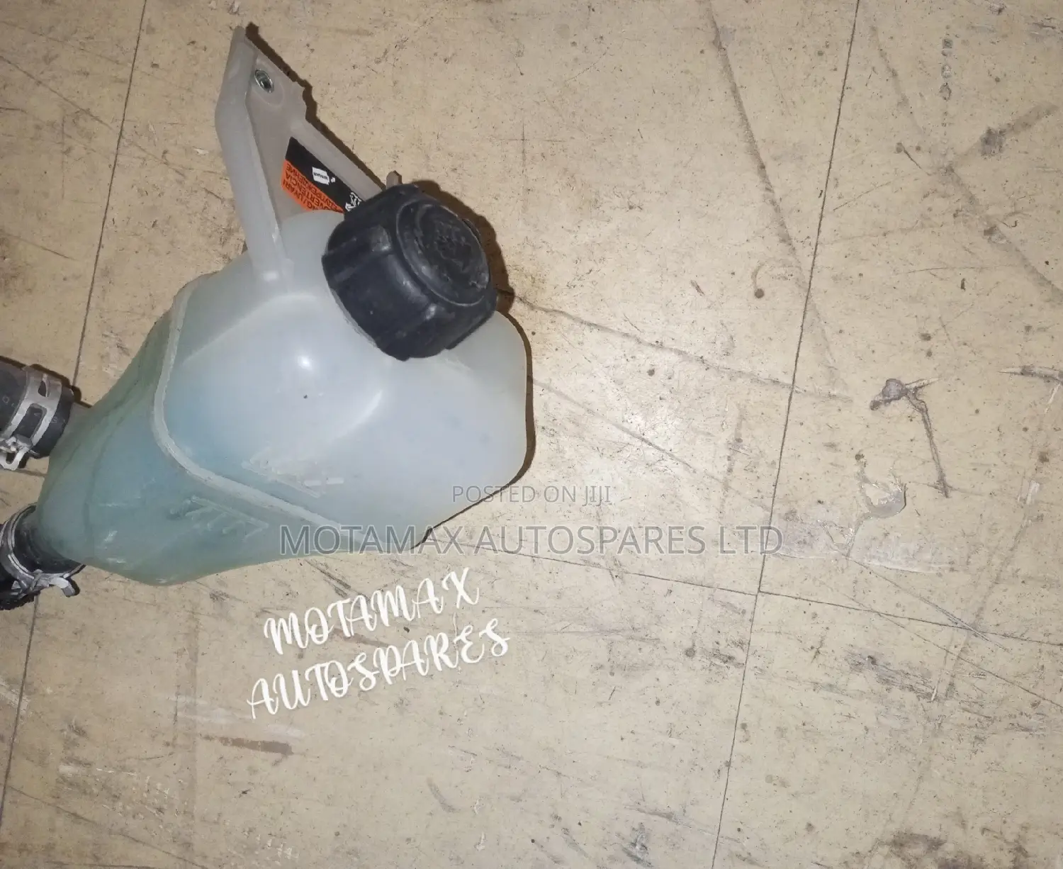 Nissan X-Trail Nt32 Expansion Tank