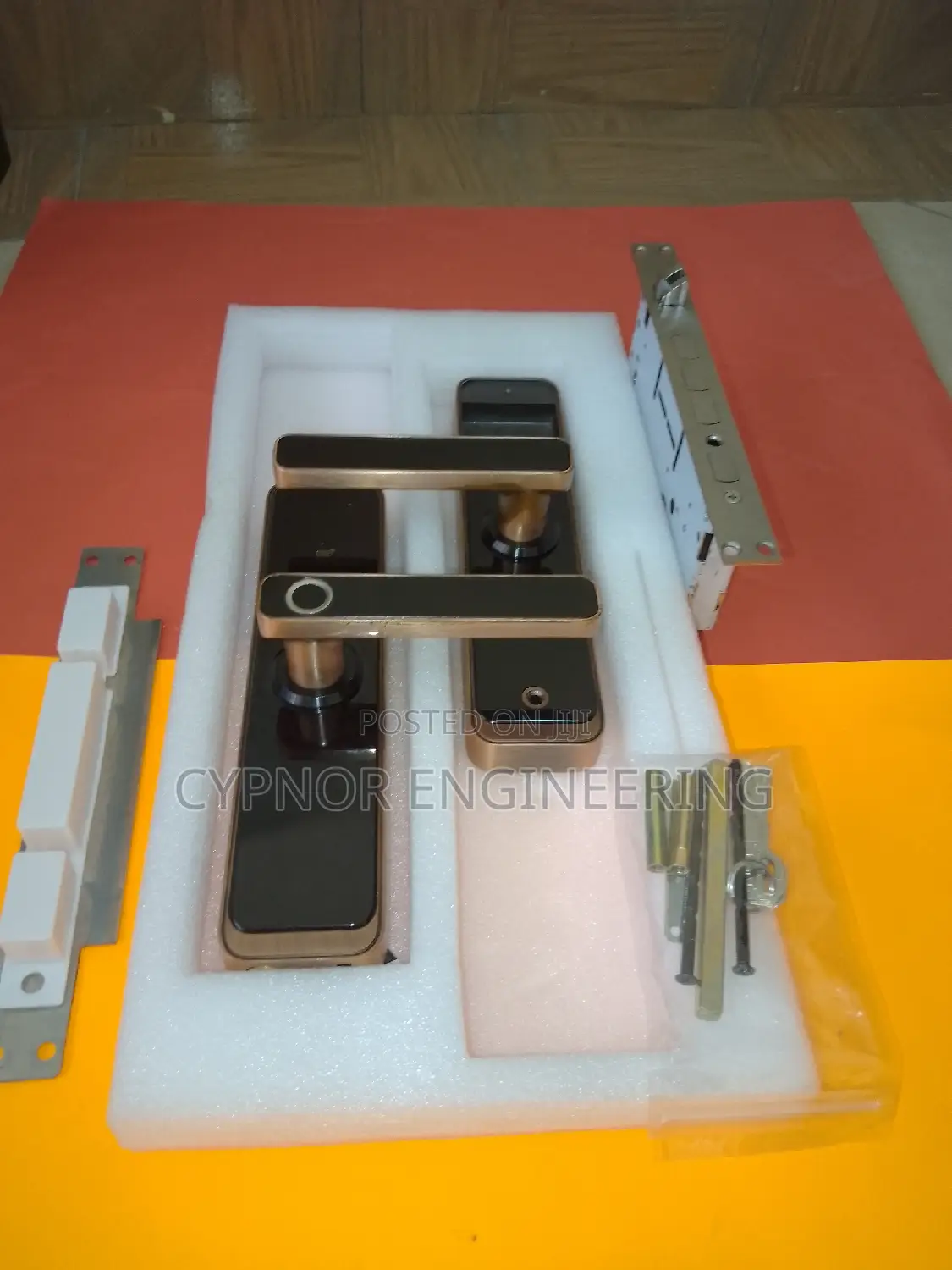 Smart Lock for Airbnbs: RFID Security
