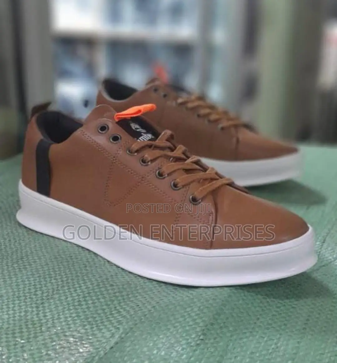 Timberland Casual 
40 -- 45