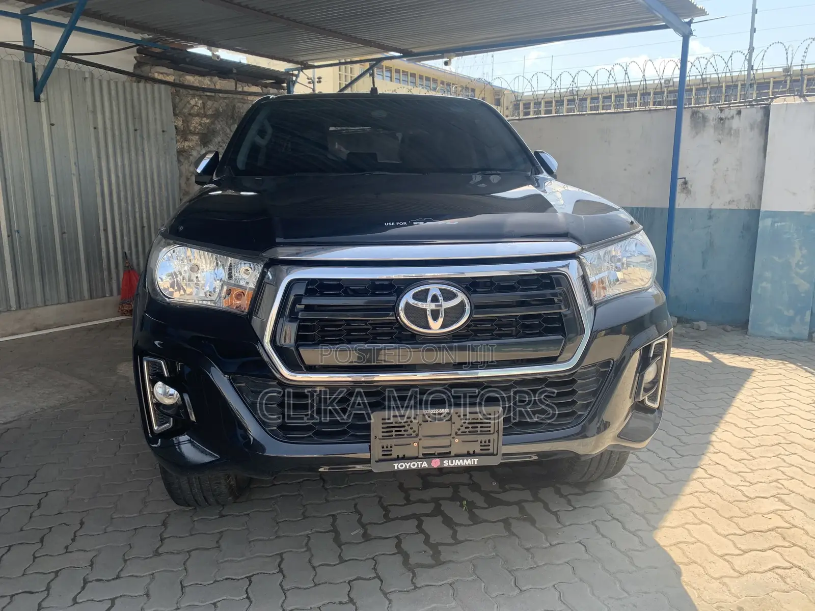 Toyota Hilux TRD Black 4x4 2017 Black