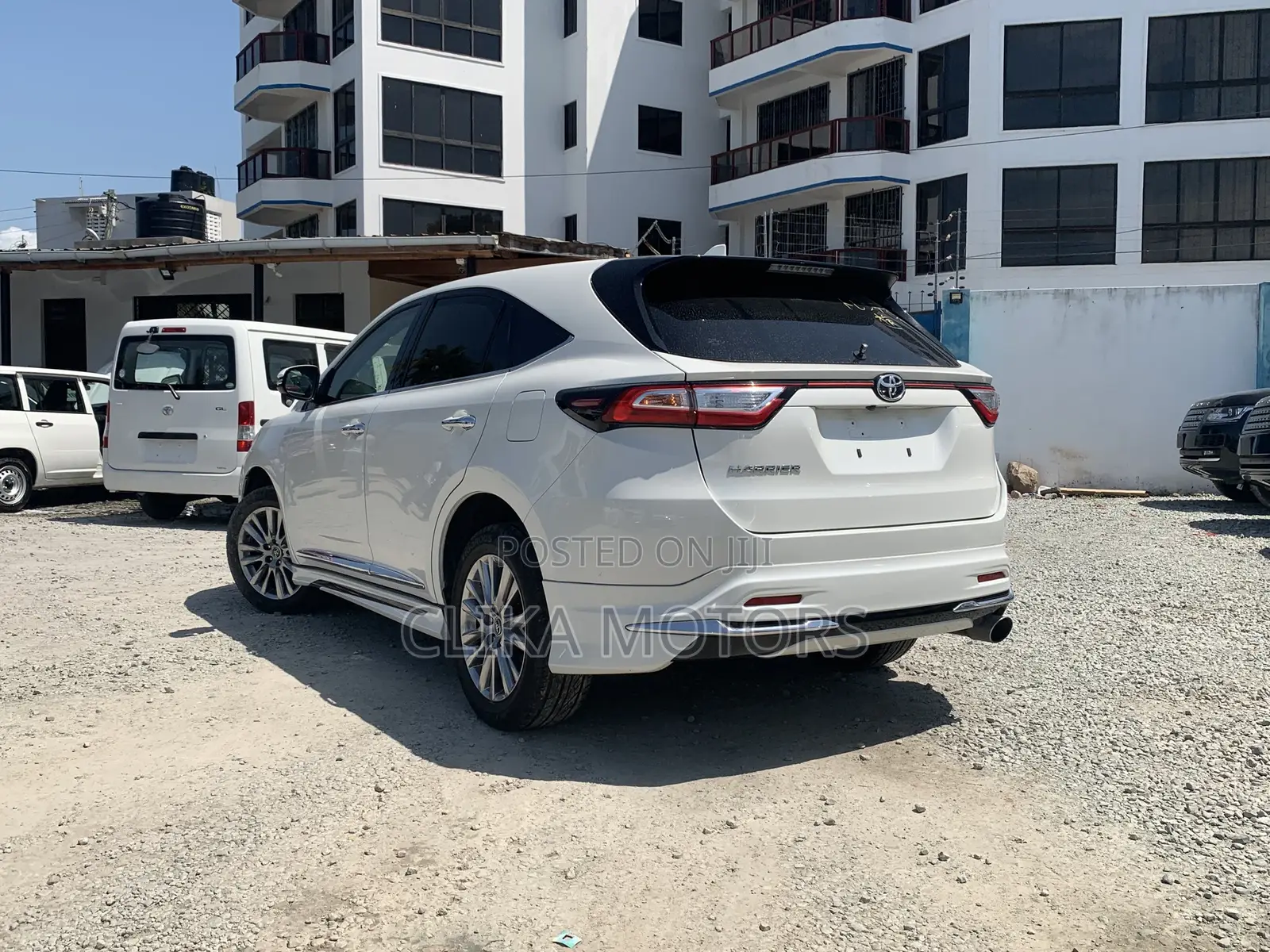 Toyota Harrier 2.0 Turbo 2017 Off white