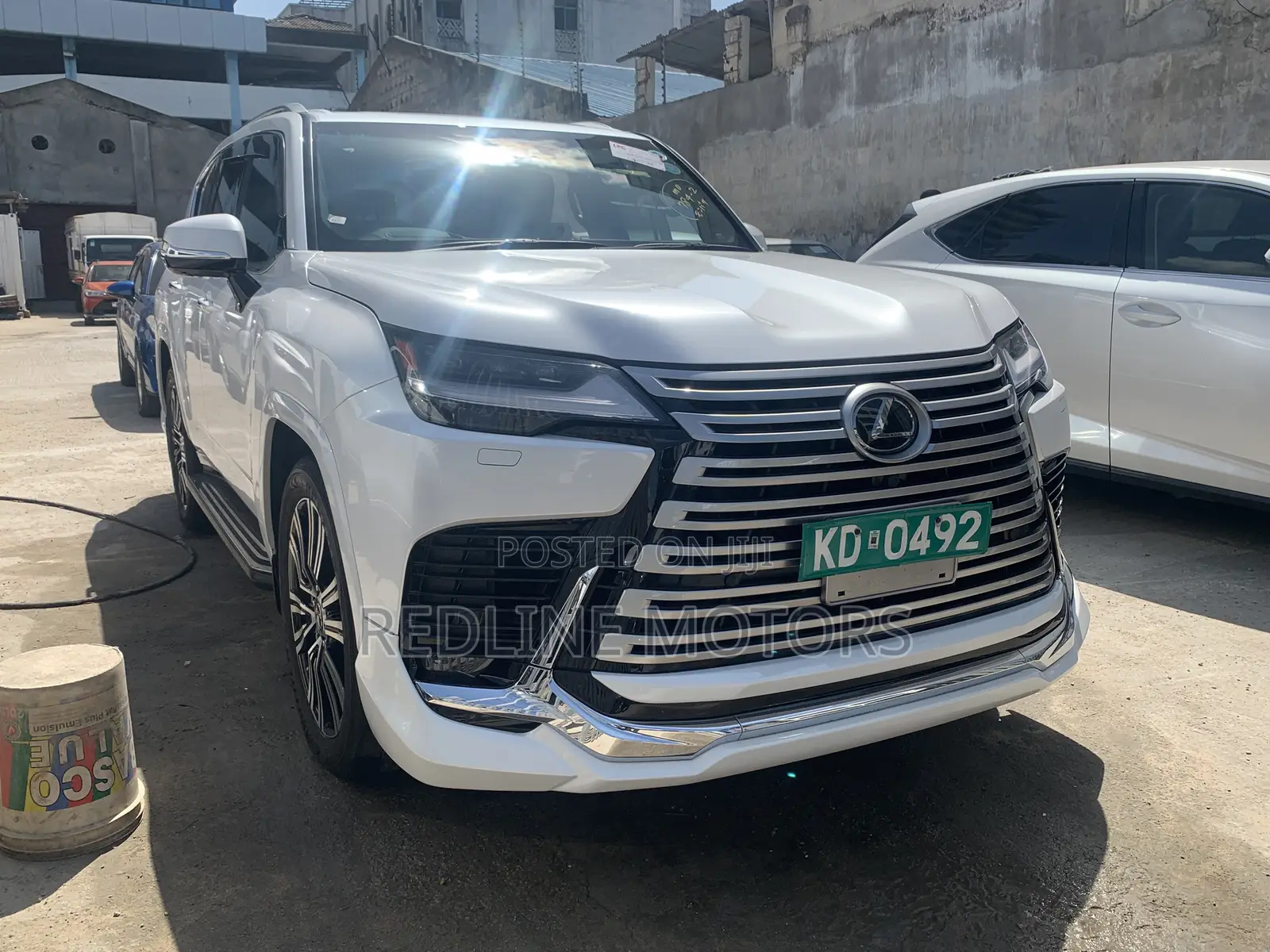 Lexus LX 2022 Pearl