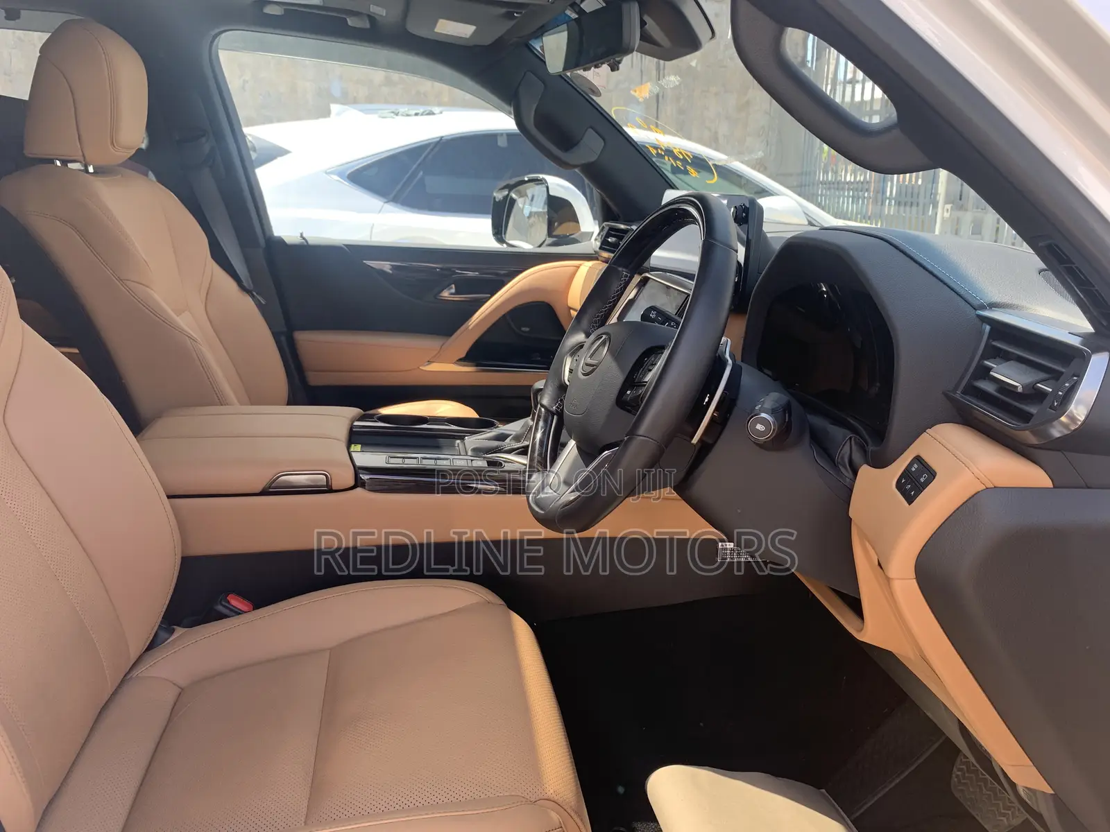 Lexus LX 2022 Pearl