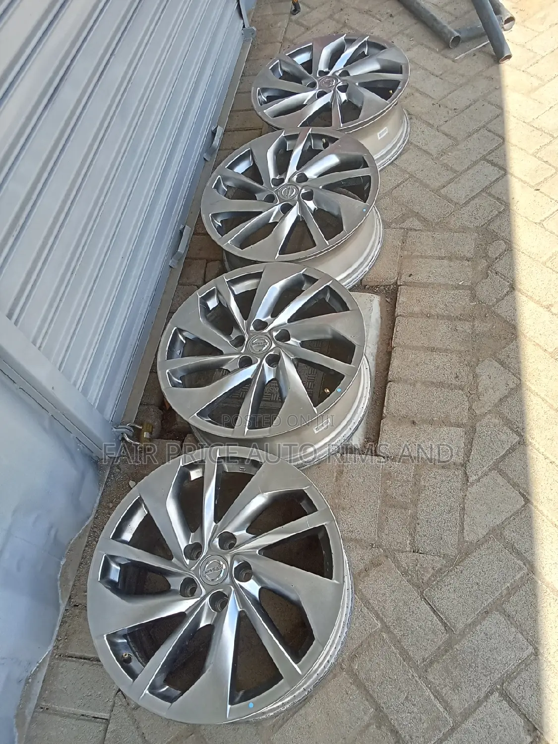 Original Rims Size 18 for Nissan