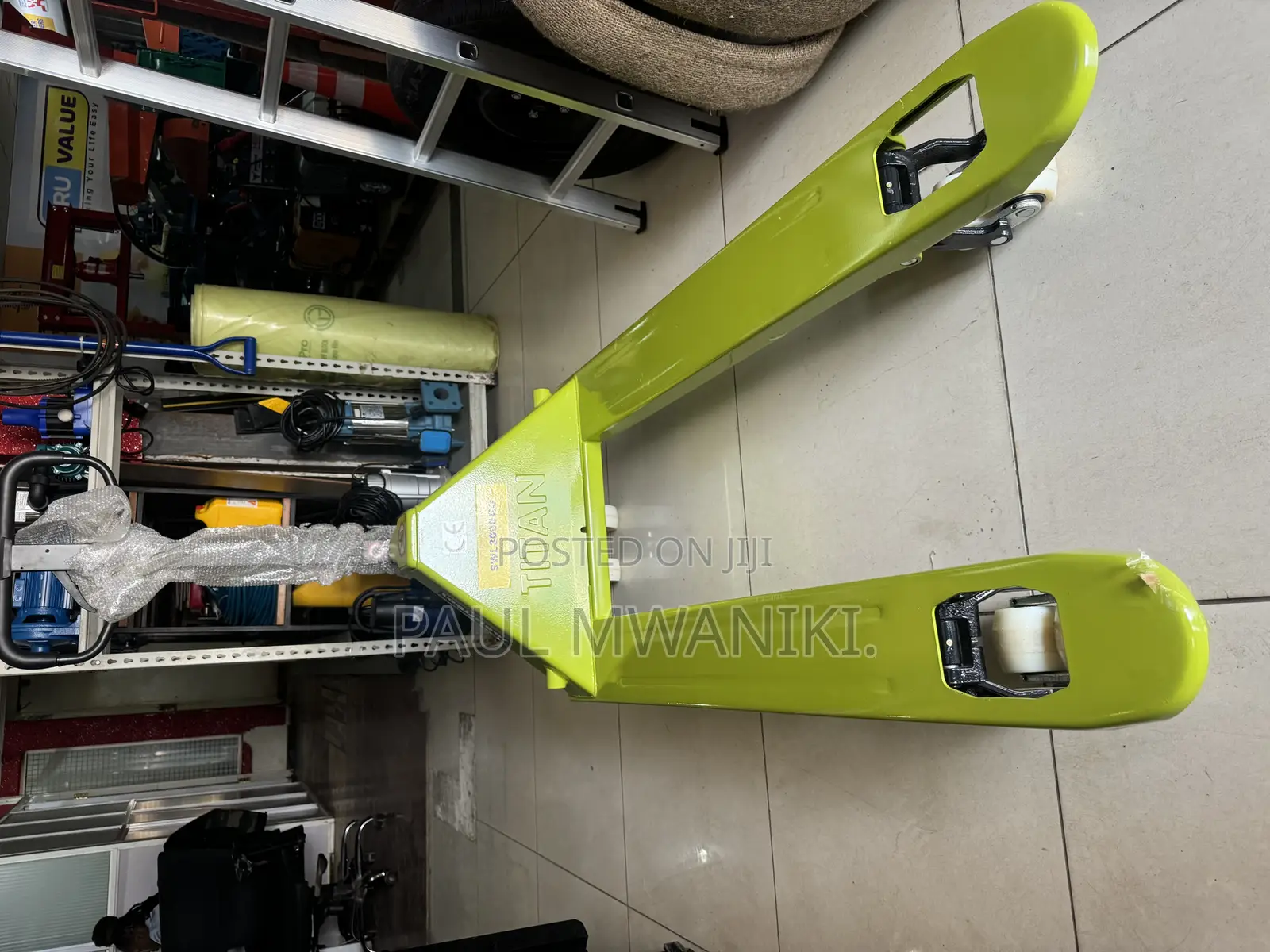 Titan Pallet Truck