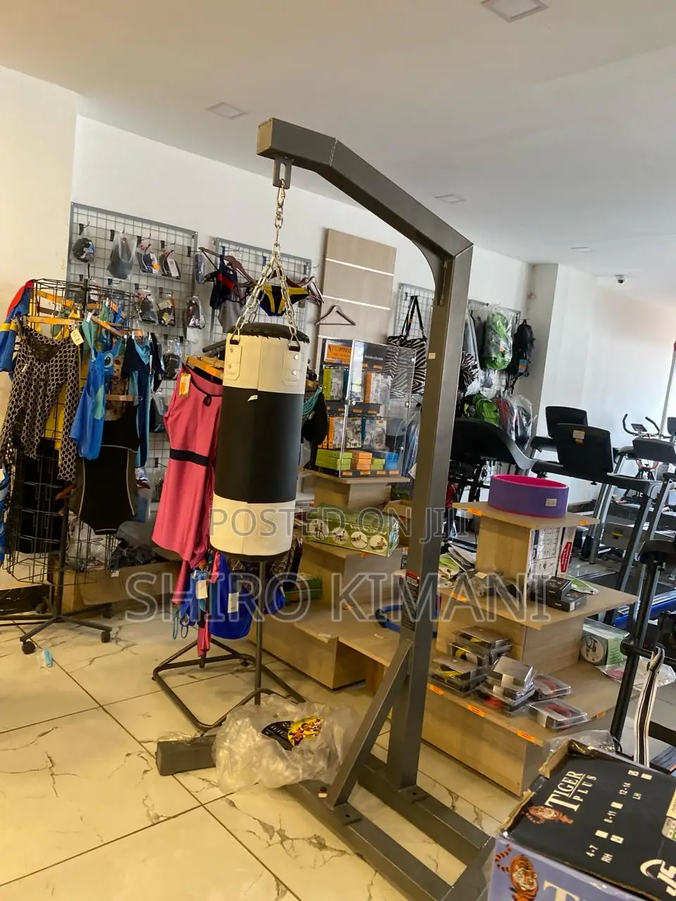 Best Arrivals Great Quality Stand and Punching Bag