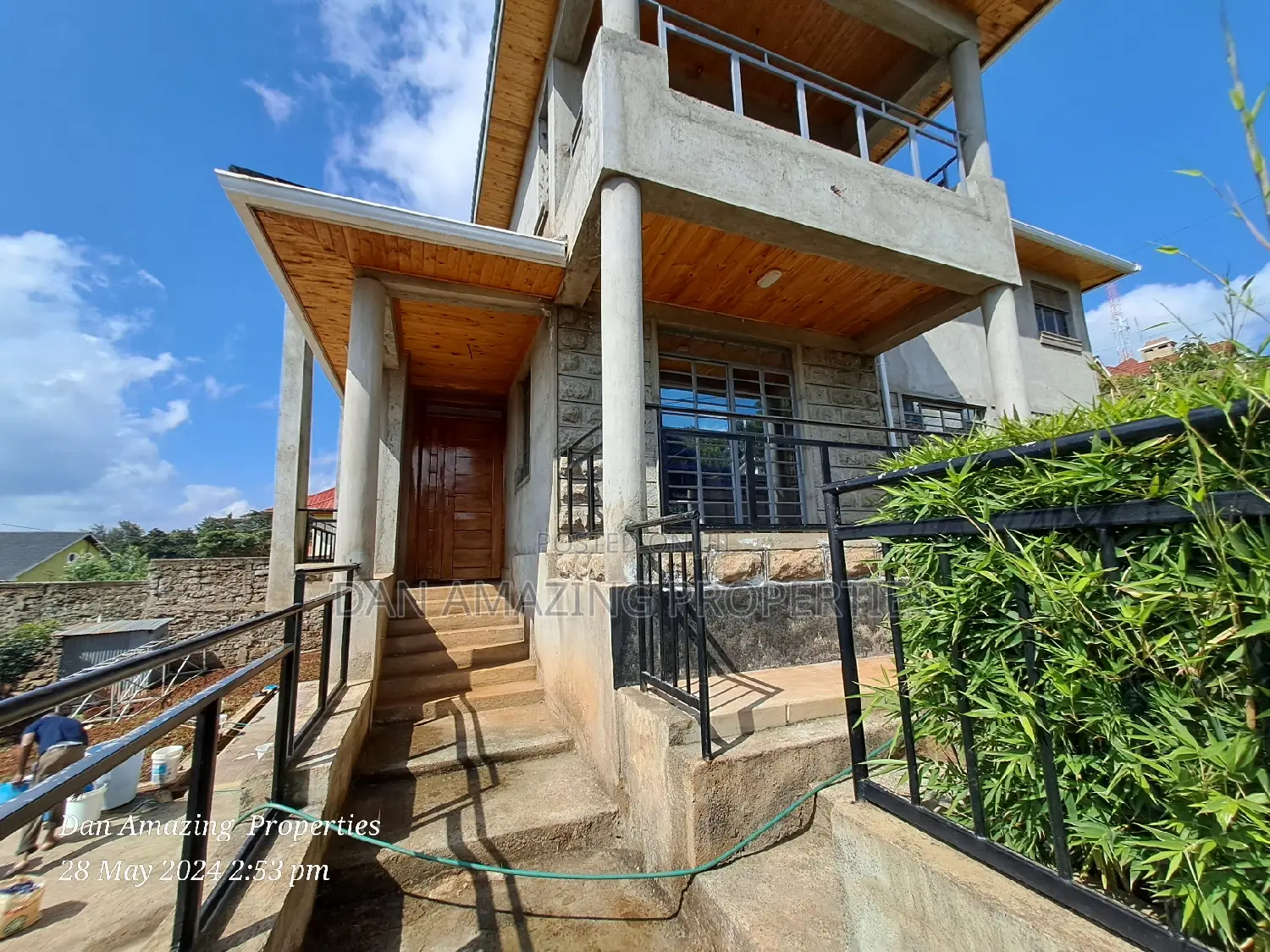 6bdrm Mansion in Lemiso Rd 1/4 Acre, Ngong for sale